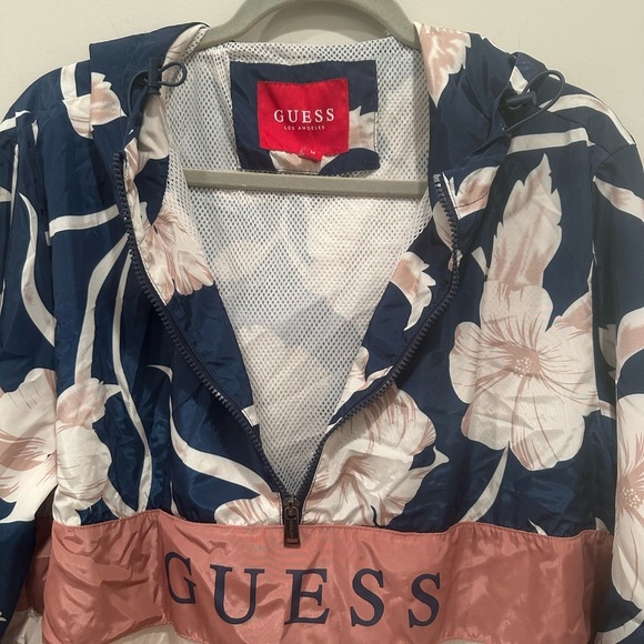GUESS Women's Navy Pink Floral Bomber Jacket Wind Breaker Hooded  Pockets Sz M - Picture 8 of 10